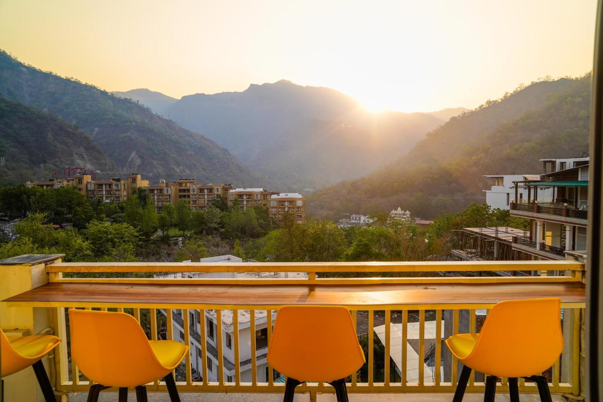Hide-In Rishikesh, Laxman Jhula Hostel Kültér fotó